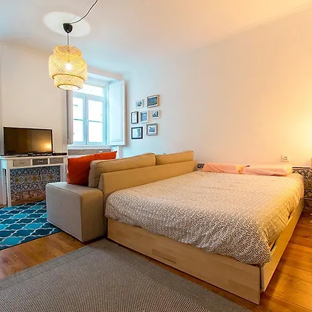 Bairro Alto Yellow By Homing Daire Lisboa