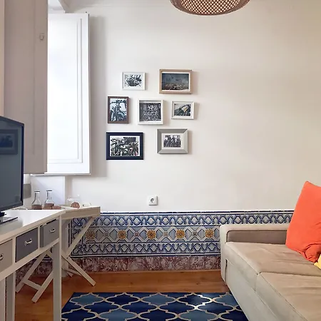 Daire Bairro Alto Yellow By Homing