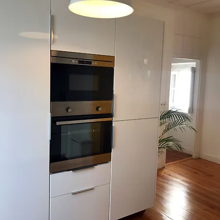 里斯本上城叶洛豪姆公寓 Lisboa